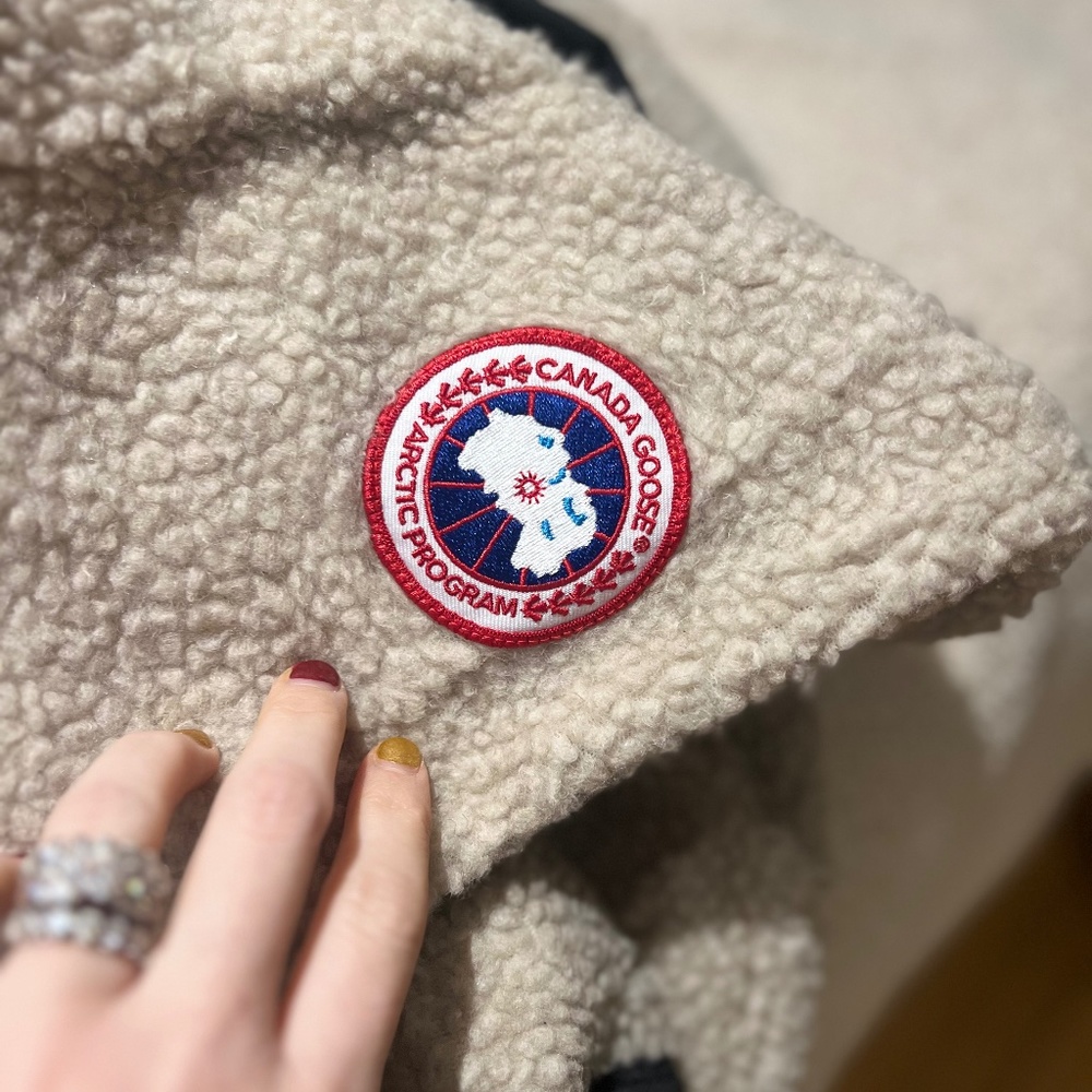 FOR ANOTHER BUYER Canada goose sherpa